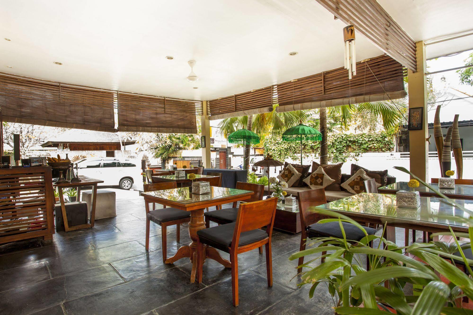 Berawa Beach Residence & Resto By Premier Hospitality Asia Canggu  Bagian luar foto